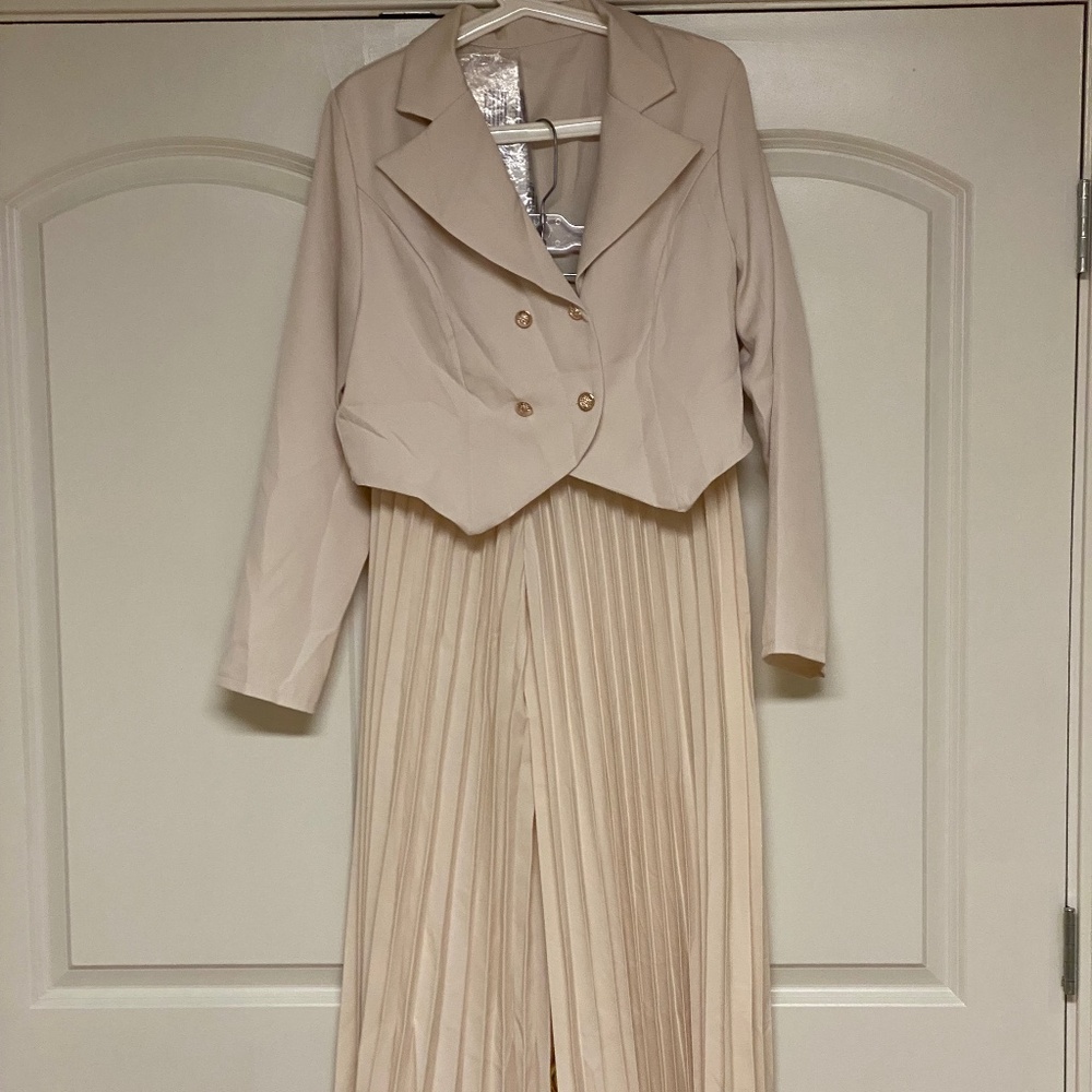pants suit